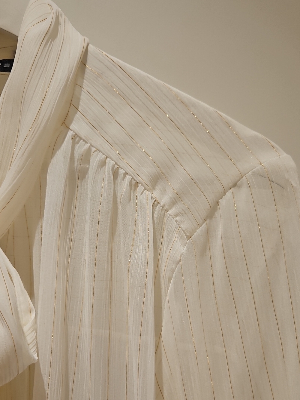 Metallic Thread Blouse - L - Picture 4 of 5